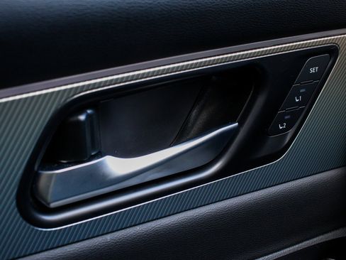 Used 2025 Nissan Murano SL w/ Cargo Package image 10