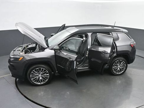 Used 2024 Jeep Compass Limited w/ Elite Group AWD/4WD image 59
