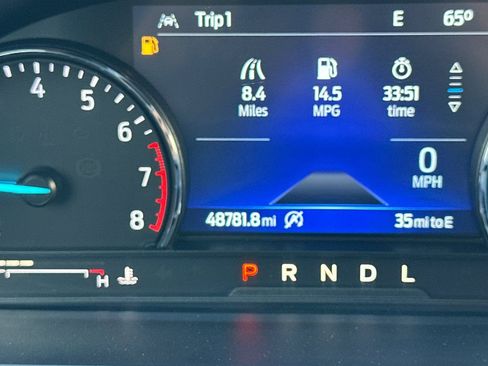 Used 2024 Ford Explorer XLT w/ Equipment Group 202A image 31