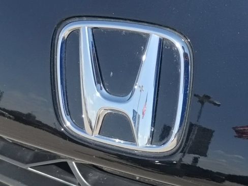 Certified 2025 Honda HR-V LX image 13