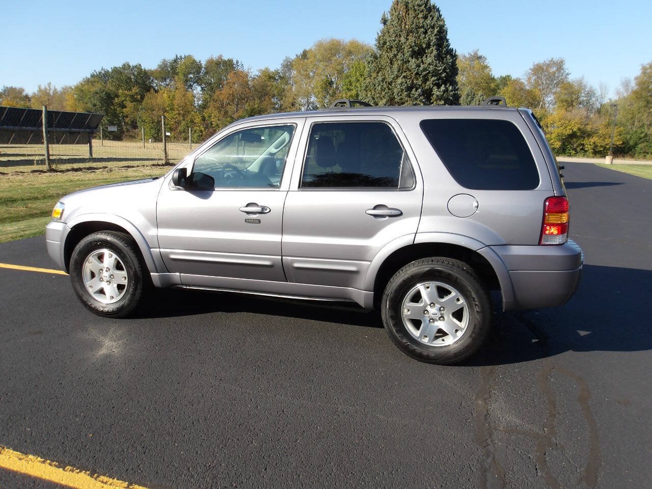Used 2007 Ford Escape Limited FWD image 12