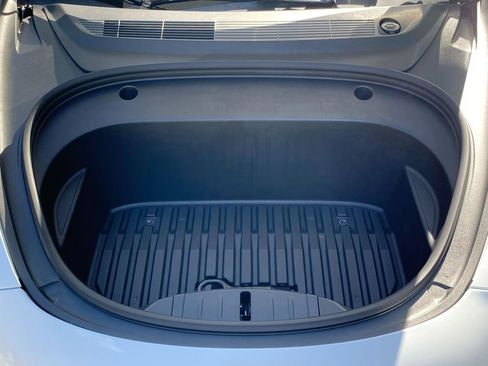 Used 2022 Tesla Model 3 Long Range image 11