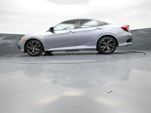 Used 2021 Honda Civic Sport image 32