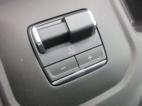 New 2026 GMC Sierra 2500 AT4X image 21