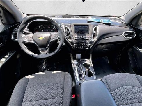 Used 2024 Chevrolet Equinox LT FWD image 16
