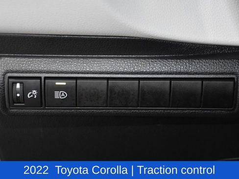 Used 2022 Toyota Corolla SE image 9