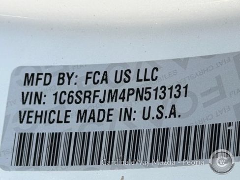 Used 2023 RAM 1500 Laramie AWD/4WD image 17