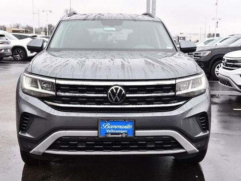 Certified 2023 Volkswagen Atlas SE w/ Panoramic Sunroof Package AWD/4WD image 4