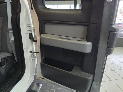 Used 2014 Ford F150 XLT image 9