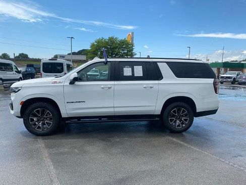 Used 2023 Chevrolet Suburban Z71 AWD/4WD image 4
