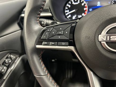 Used 2025 Nissan Altima 2.5 SR w/ SR Premium Package AWD/4WD image 25