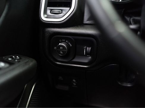 Used 2021 RAM 1500 Big Horn RWD image 18