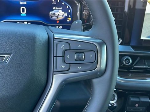 Used 2025 Chevrolet Silverado 1500 LT Trail Boss w/ Convenience Package II image 24