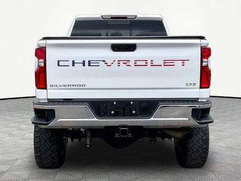Used 2021 Chevrolet Silverado 2500 LTZ image 6