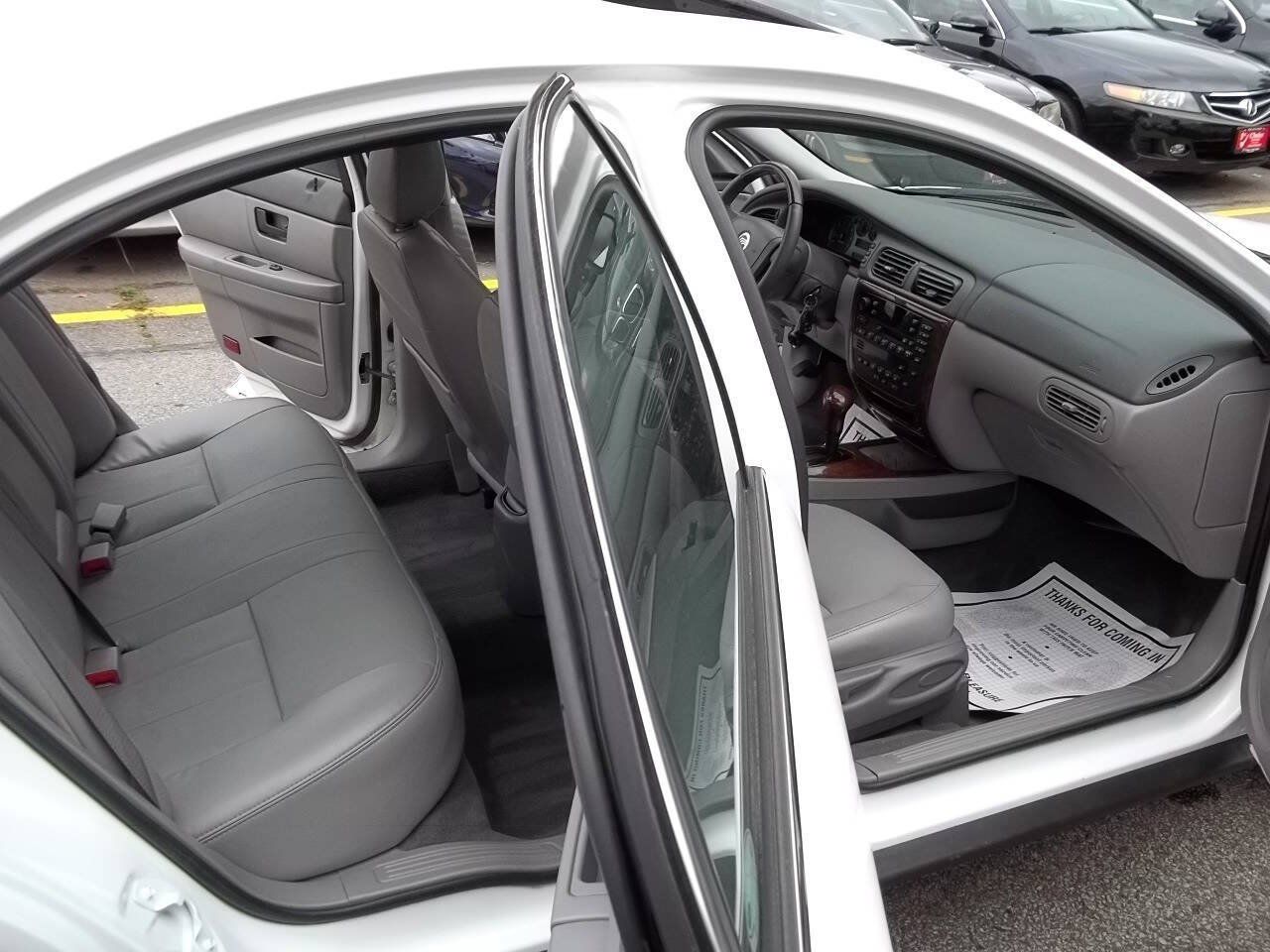 Used 2005 Mercury Sable LS FWD image 10