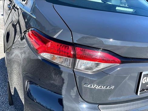 Certified 2024 Toyota Corolla LE image 28
