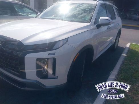 Used 2023 Hyundai Palisade SEL image 1