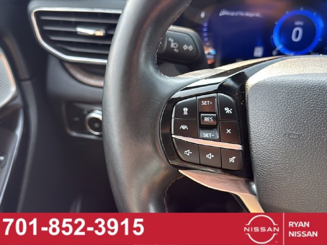 Used 2023 Ford Explorer Platinum w/ Technology Package AWD/4WD image 13