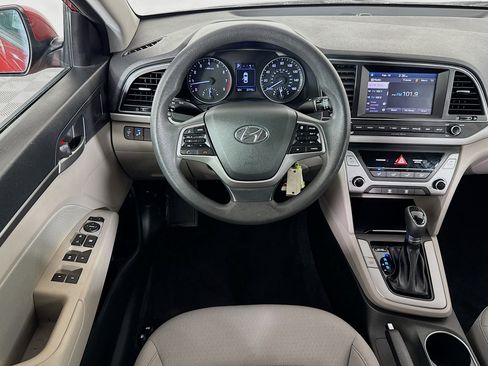 Used 2018 Hyundai Elantra SEL image 16