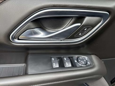 Used 2024 Chevrolet Tahoe LS RWD image 20
