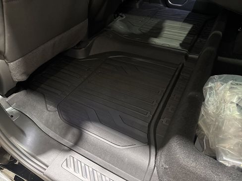 New 2026 GMC Sierra 1500 SLT w/ SLT Premium Plus Package image 41