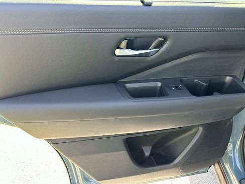 New 2026 Nissan Pathfinder Platinum AWD/4WD image 21