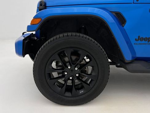 Used 2022 Jeep Gladiator Overland image 26