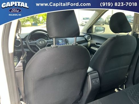 Used 2024 Nissan Kicks SV FWD image 33