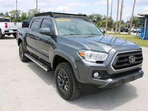 Used 2023 Toyota Tacoma SR5 RWD image 15