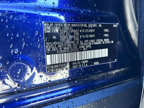 Used 2020 Toyota RAV4 XLE image 25