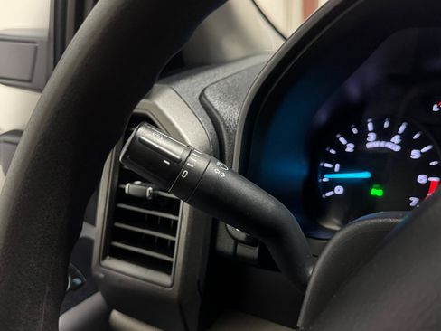 Used 2019 Ford F250 XL w/ Power Equipment Group AWD/4WD image 24