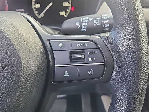 Certified 2023 Honda HR-V LX image 20