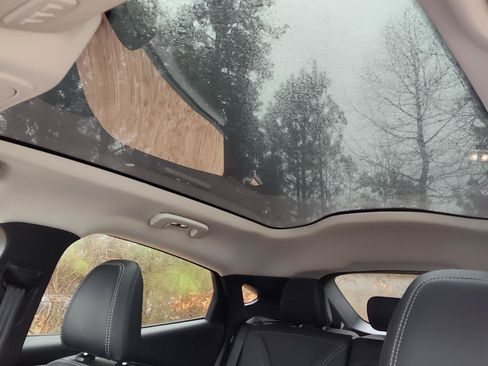 Used 2021 Ford Mustang Mach-E Premium image 12