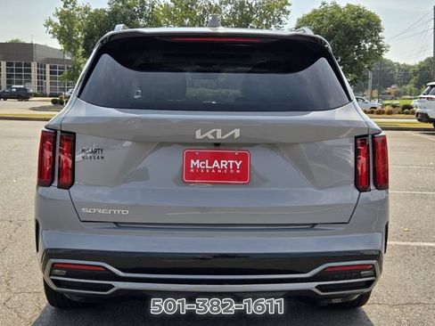 Used 2023 Kia Sorento SX FWD image 6