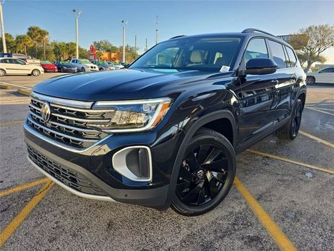 New 2026 Volkswagen Atlas SE image 29