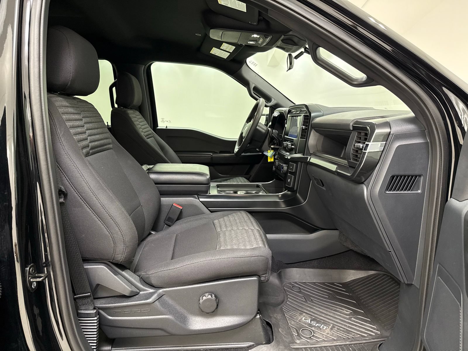 Used 2023 Ford F150 XL w/ STX Appearance Package AWD/4WD image 28