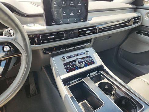 Used 2020 Lincoln Aviator Reserve w/ Equipment Group 202A AWD/4WD image 30