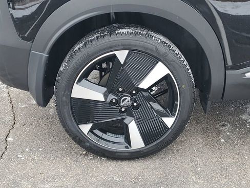 New 2026 Nissan Kicks SR image 5