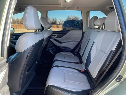 Used 2019 Subaru Forester Limited w/ Popular Package #3 image 18