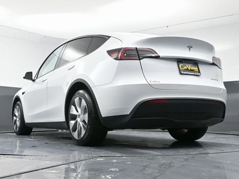 Used 2023 Tesla Model Y Long Range image 55