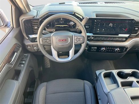 New 2026 GMC Sierra 1500 Elevation image 16