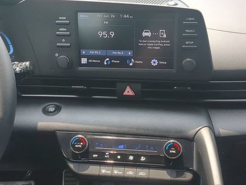 Certified 2026 Hyundai Elantra Sport FWD image 17