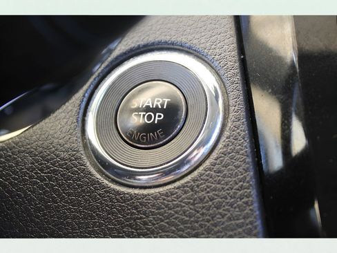 Used 2019 Nissan Rogue Sport SV w/ Technology Package image 28