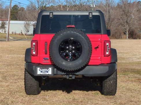 Used 2022 Ford Bronco Wildtrak image 12