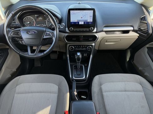 Used 2020 Ford EcoSport SE w/ SE Convenience Package image 12