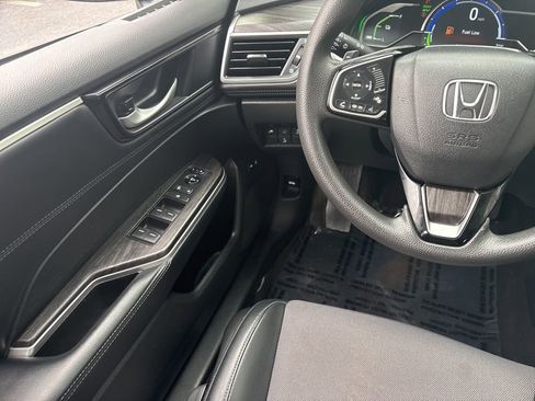 Used 2018 Honda Clarity Plug-In Hybrid image 14