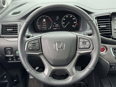 Certified 2024 Honda Ridgeline RTL image 15