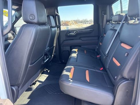Used 2026 GMC Sierra 1500 AT4 w/ Technology Package image 12