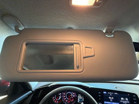 Used 2022 Hyundai Elantra SEL image 49