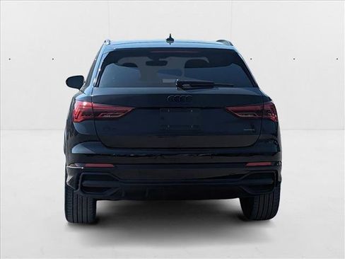 New 2025 Audi Q3 2.0T Premium image 7